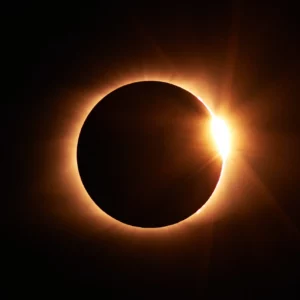 Eclipse solar em outubro: saiba tudo sobre o evento