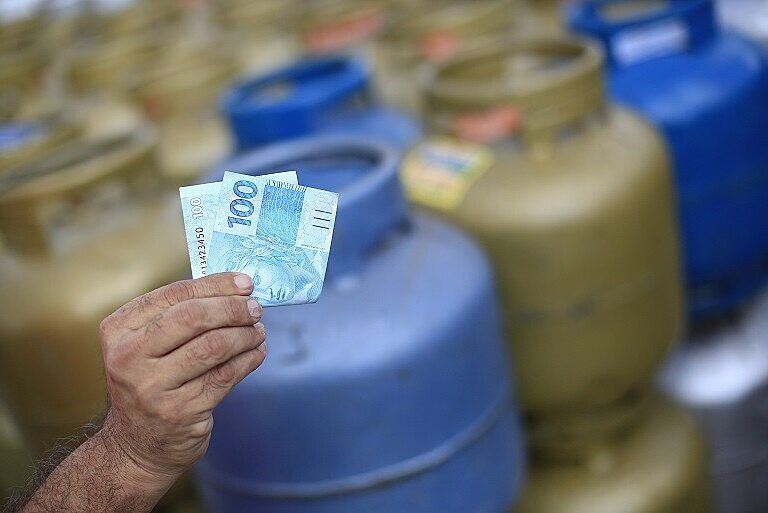 Como Obter Auxílio para Gás de Cozinha com o Programa Auxílio Gás