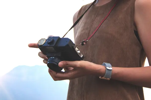 Dia do Fotógrafo: Equipamentos Essenciais para Fotógrafos Iniciantes