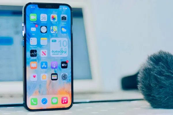 Aplicativos Espiões: como descobrir se alguém está monitorando seu celular